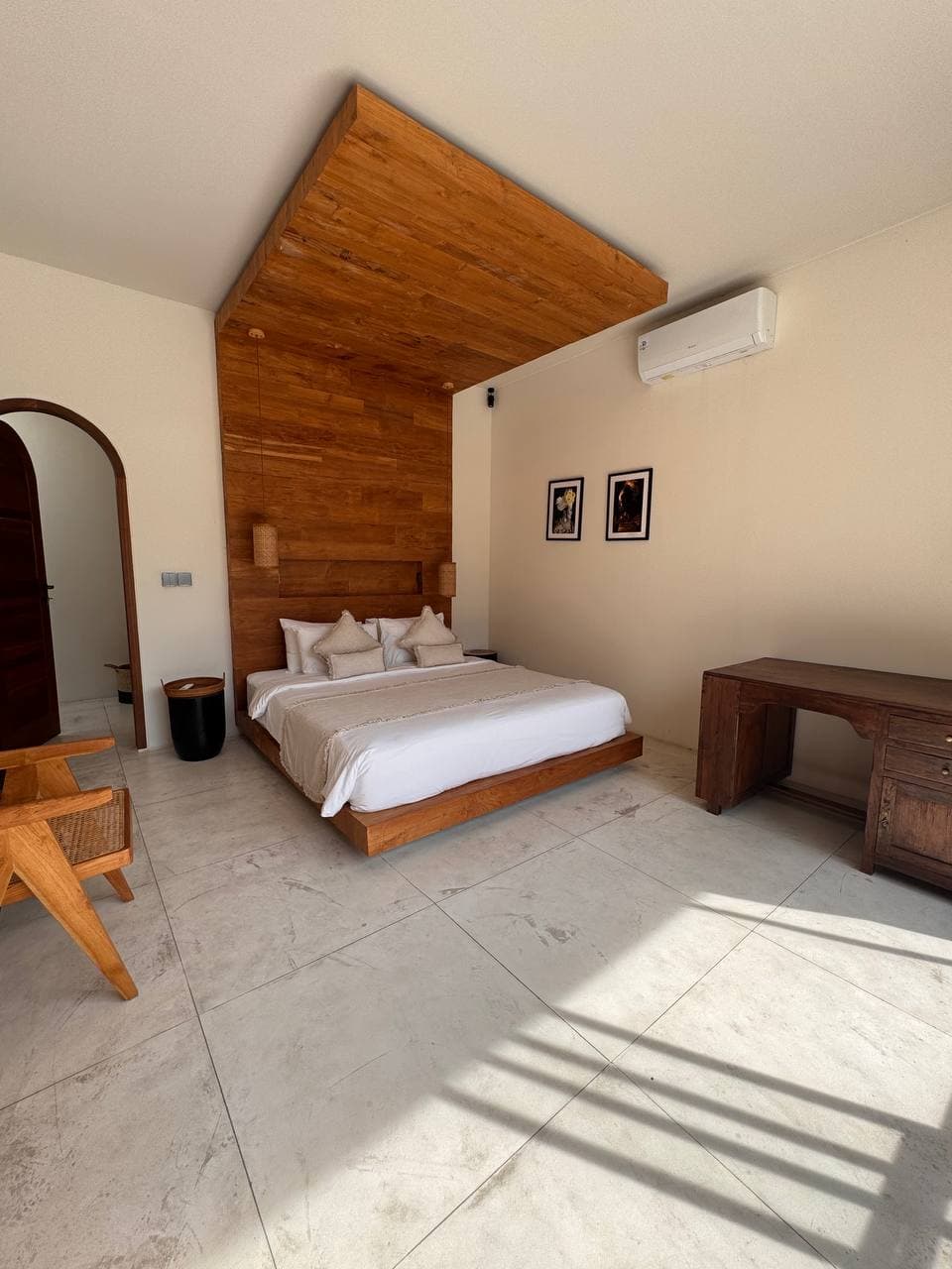 Villa — 5