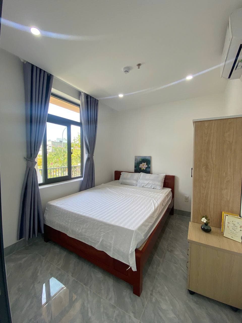 1 BR Apt — 2