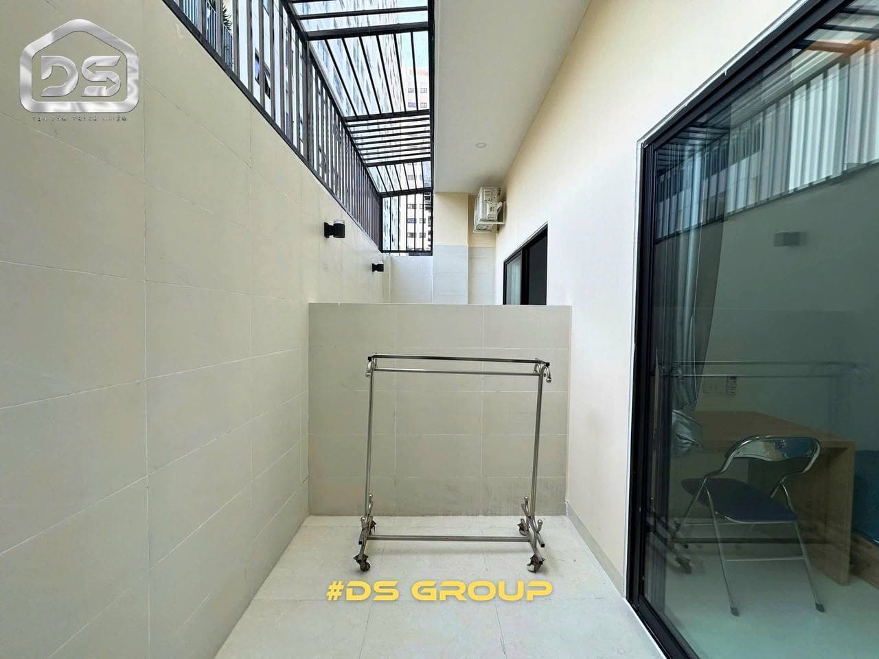 1 BR Apt — 5