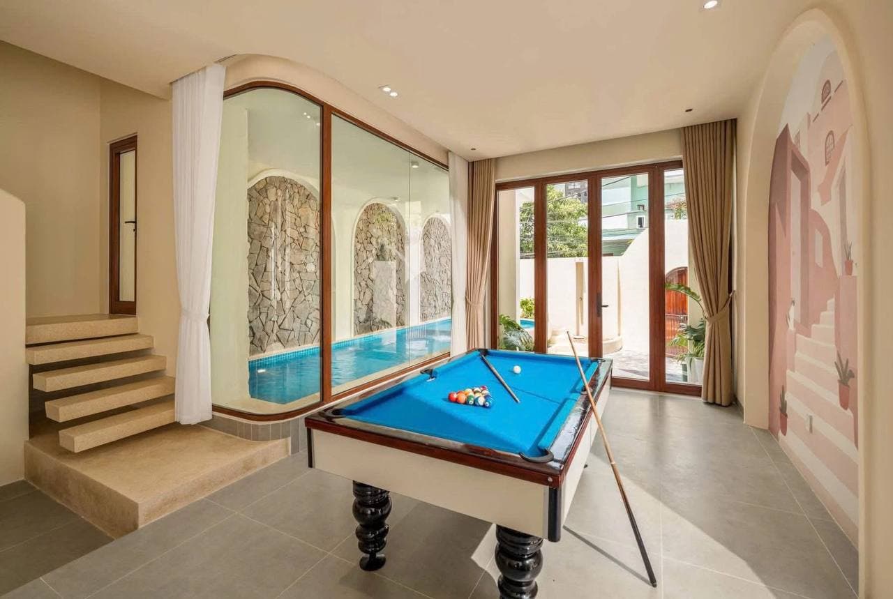 Villa — 3