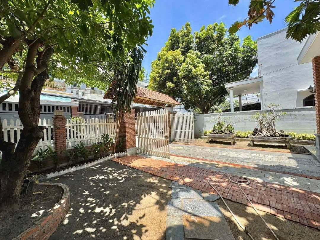 House for rent — 3