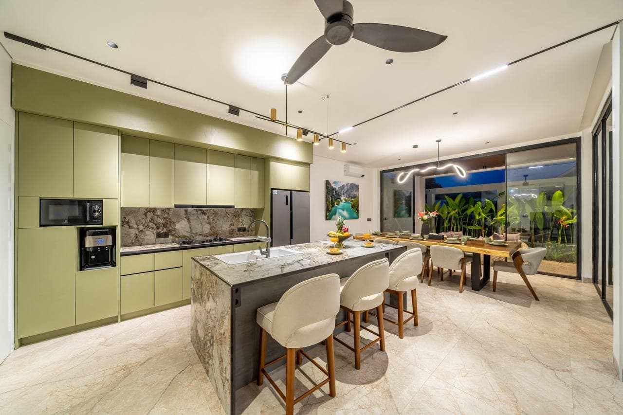 Villa — 3
