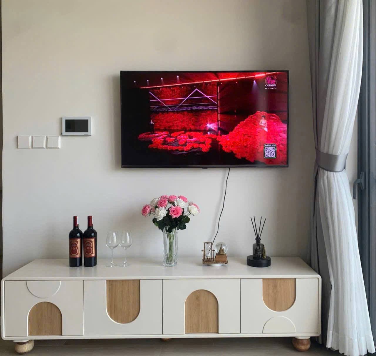 For rent: 3-room apartment — 5