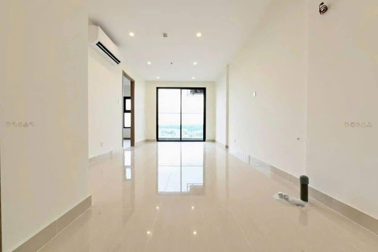 For rent: 2-room apartment — 5