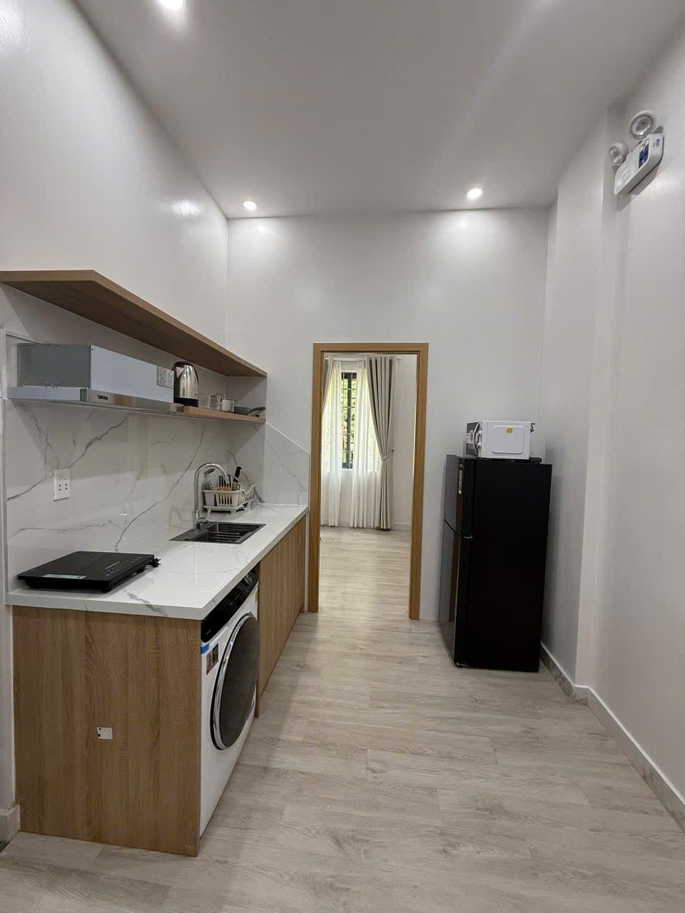 1 BR Apt — 4