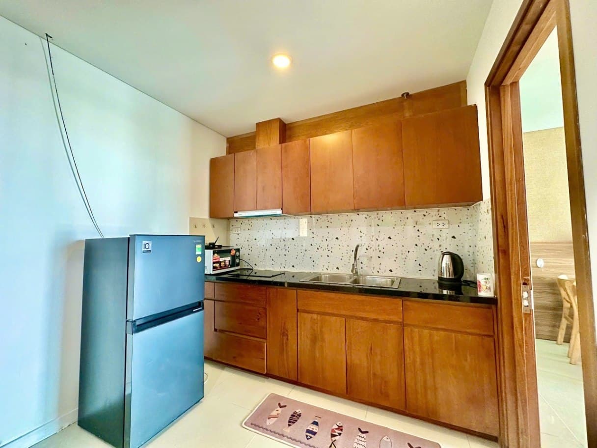 For rent: 1-bedroom apartment — 3