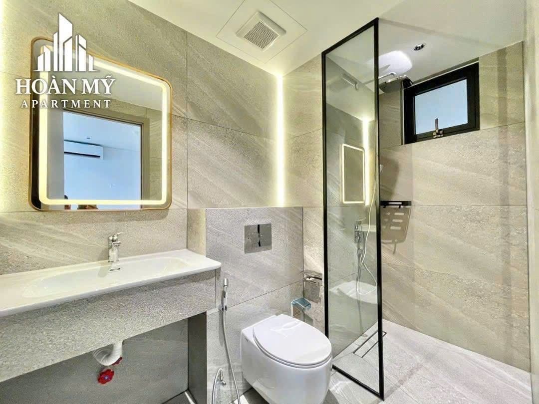 2 BR Apt
