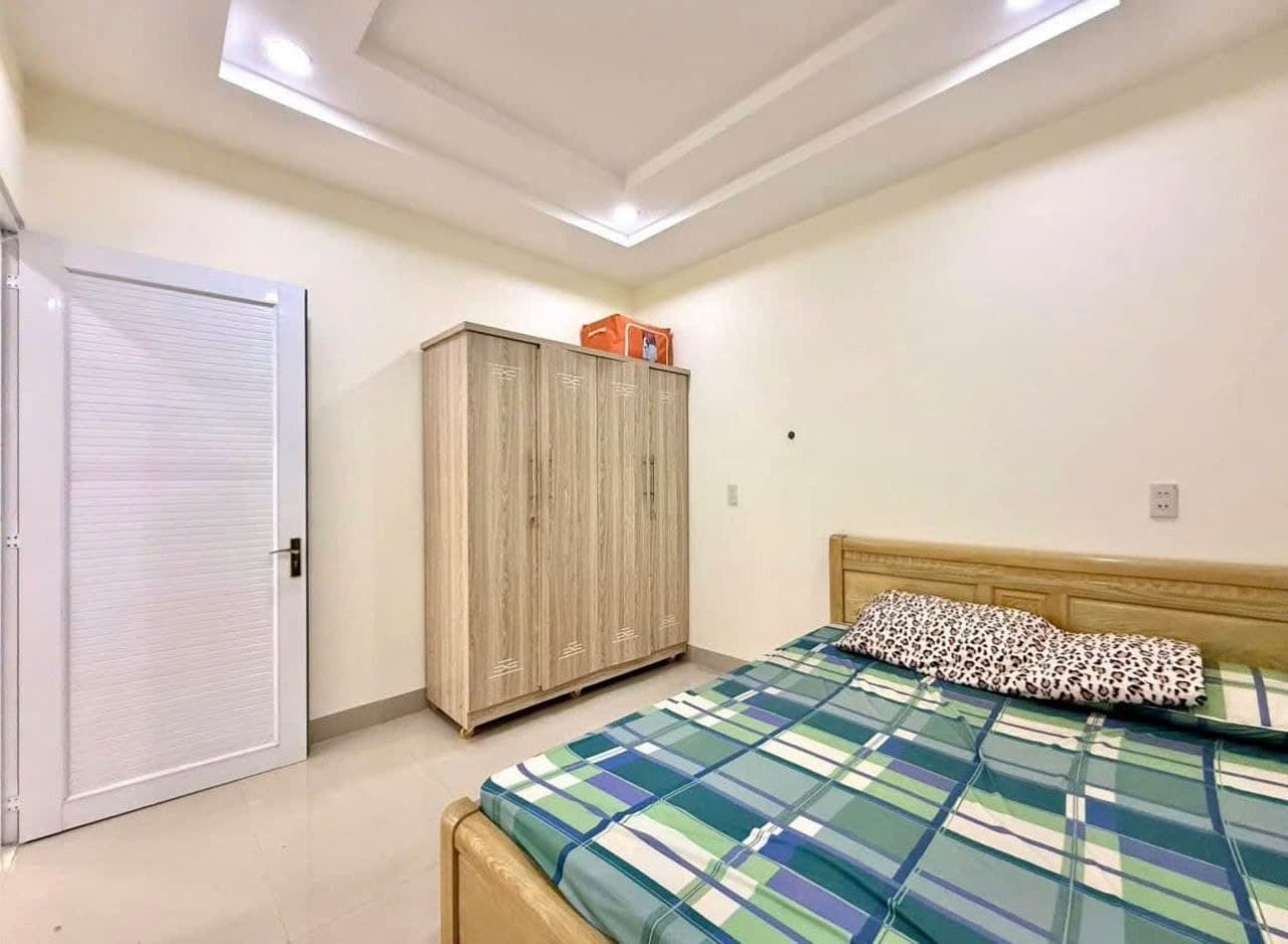 2-комн. кв., 60 m²