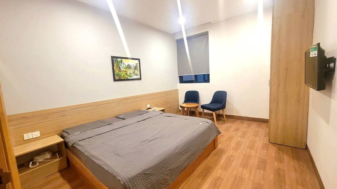 1 BR Apt — 2