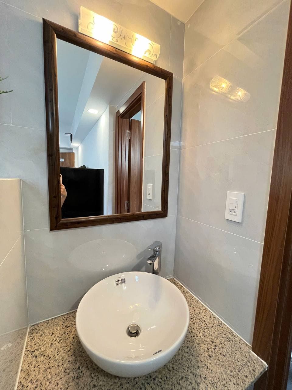 2 BR Apt — 3