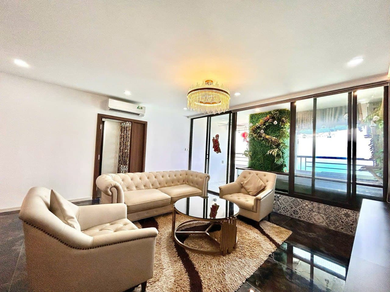 3 BR Apt