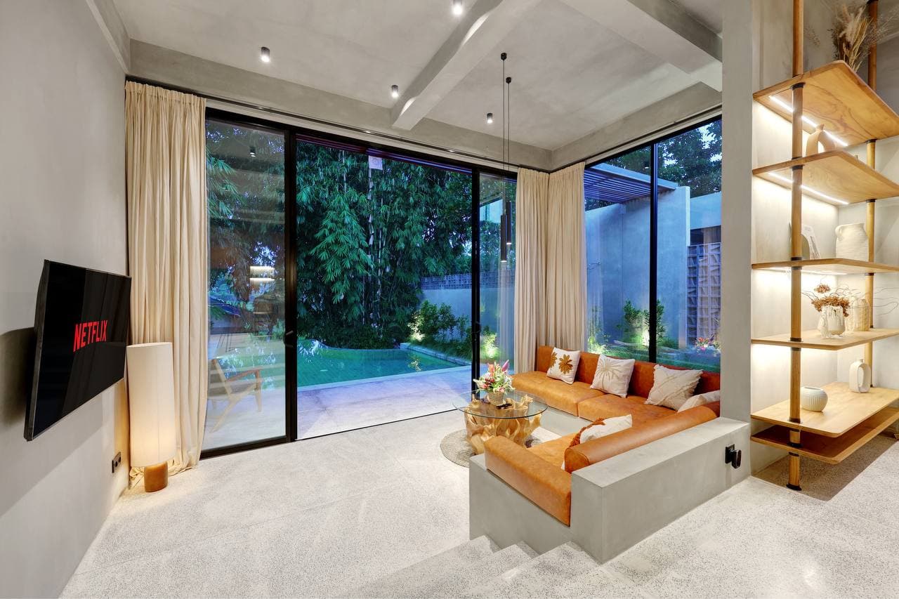 Villa — 5