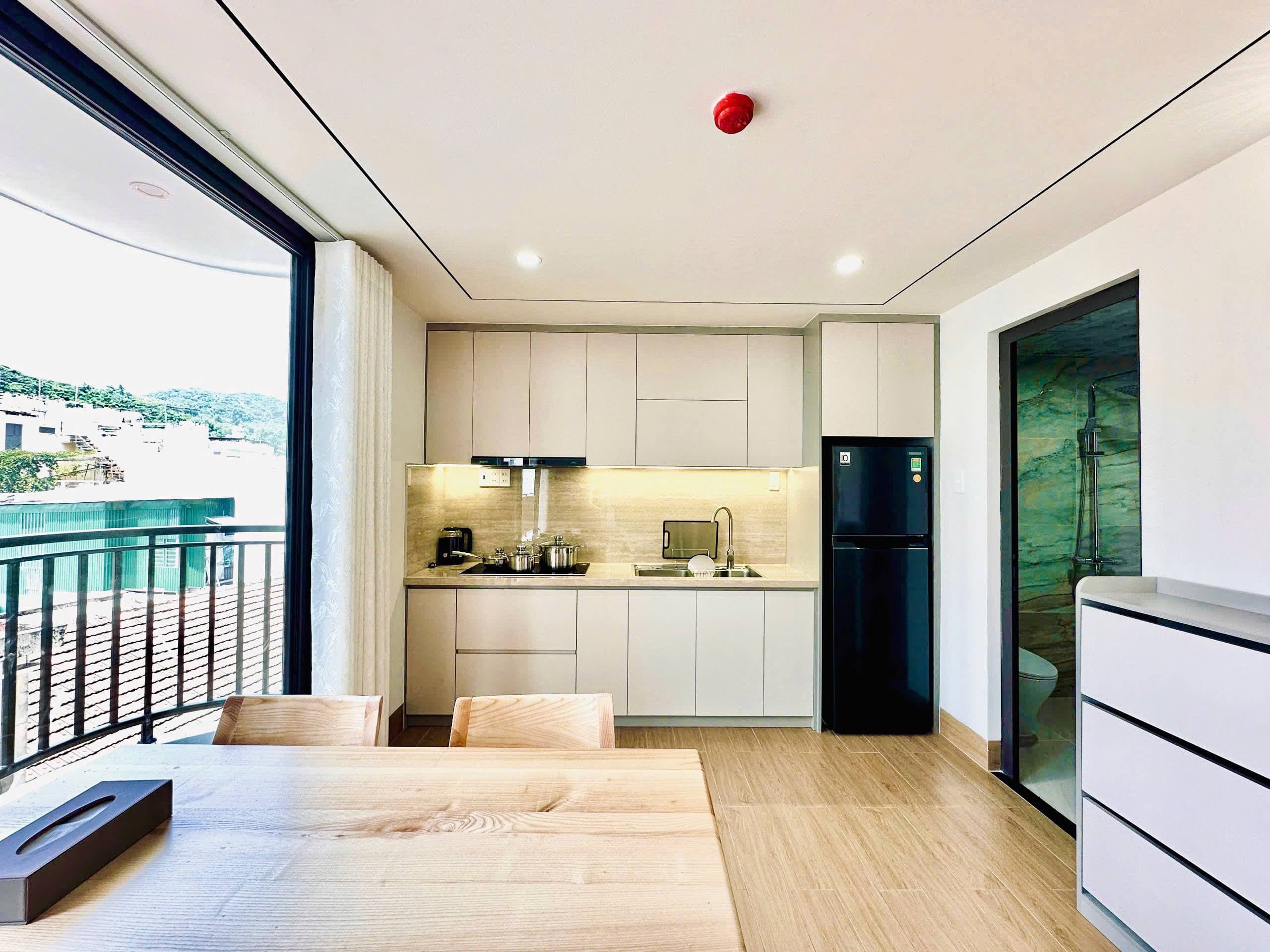 1 BR Apt — 2