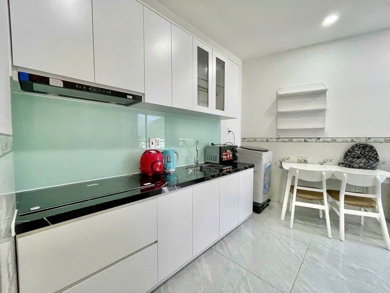 1 BR Apt — 3