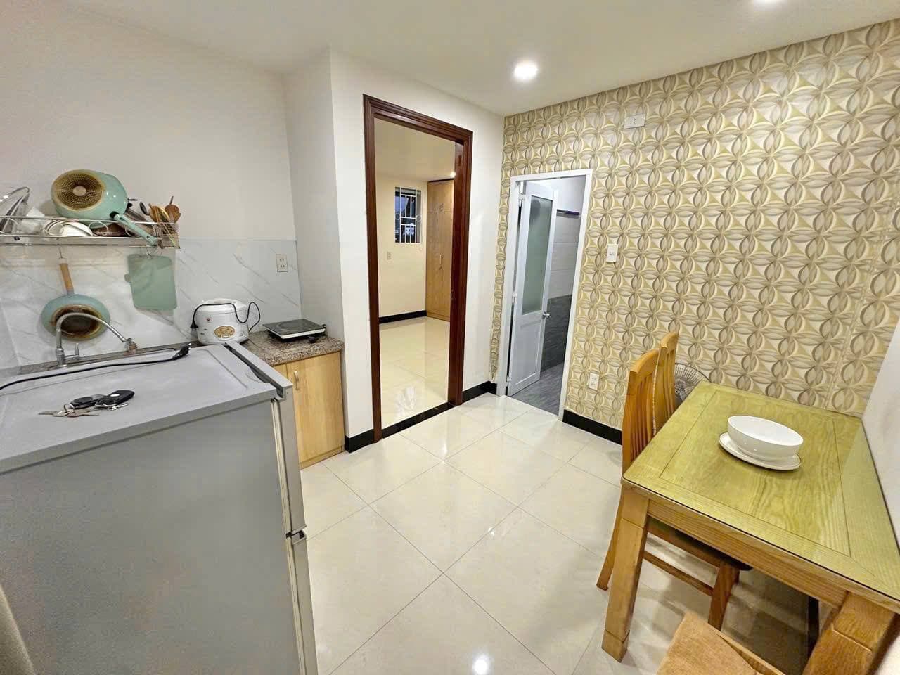 1 BR Apt