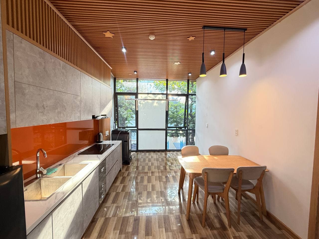 2 BR Apt — 3