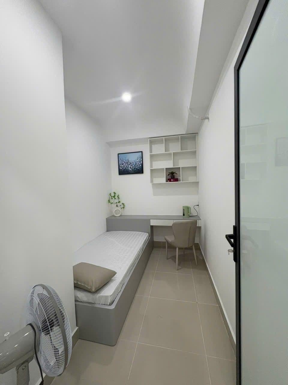 For rent: 3-room apartment — 2