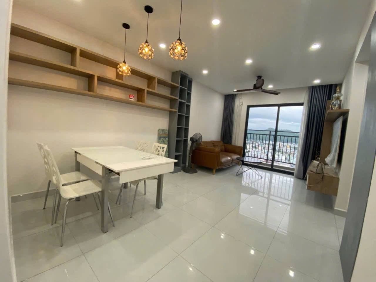 2 BR Apt — 2