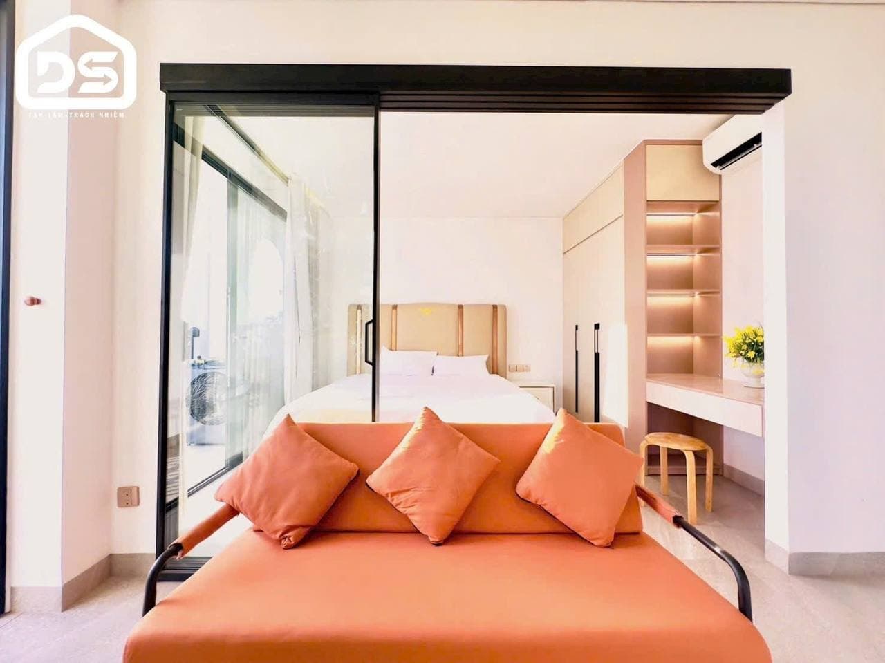 2 BR Apt — 5