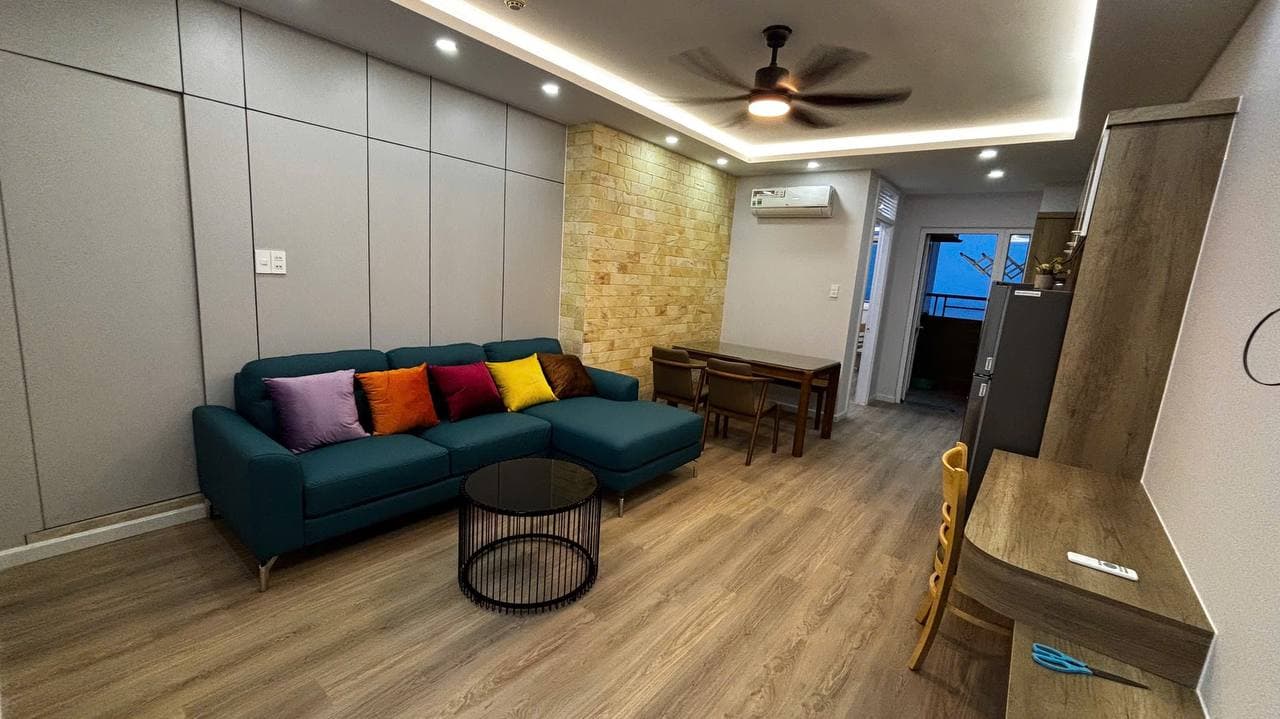 2 BR Apt — 2