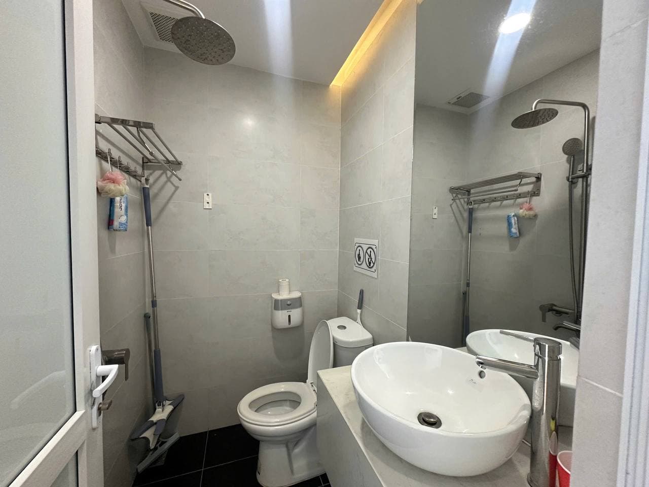 2 BR Apt — 5