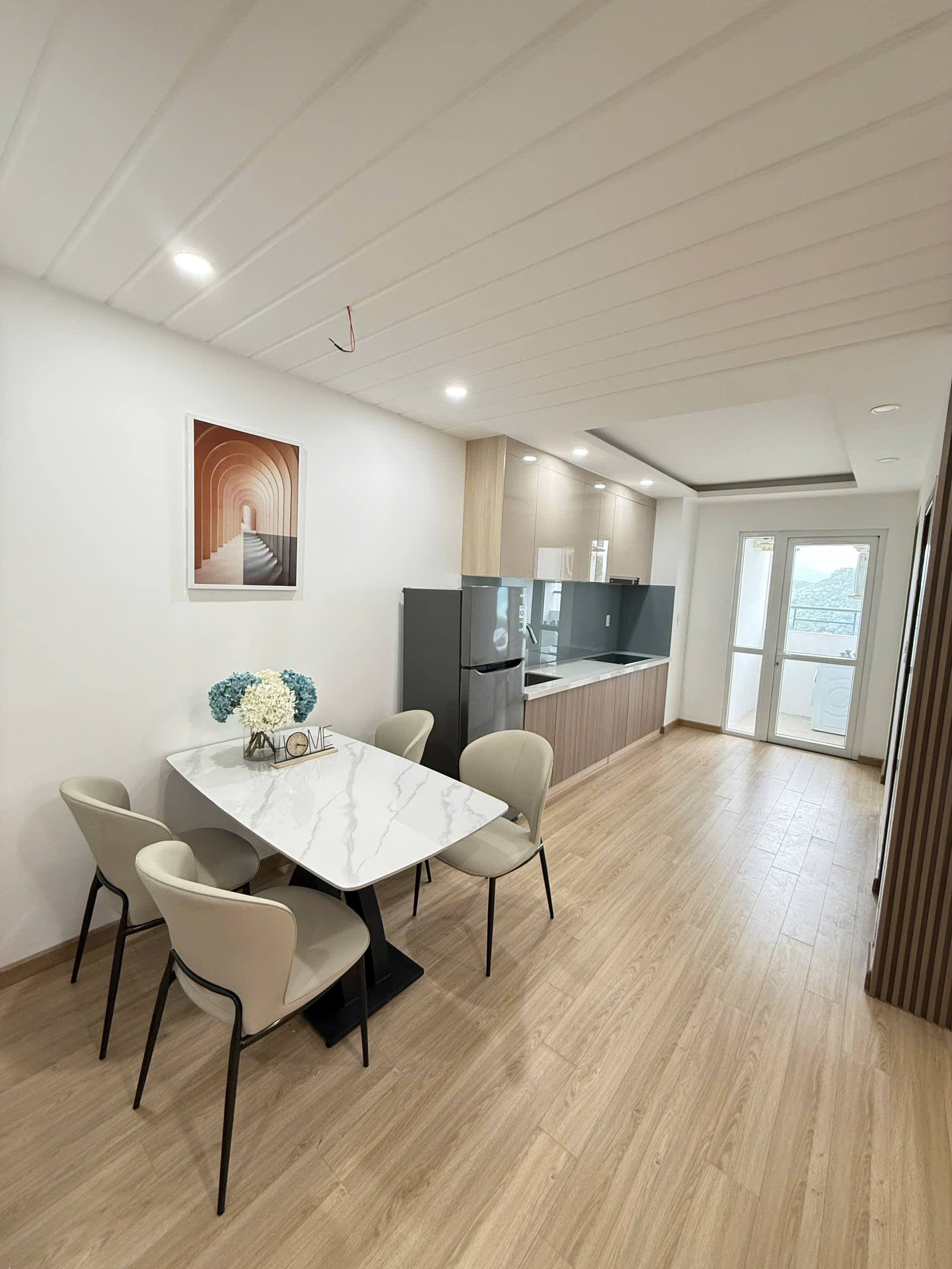 2 BR Apt — 2