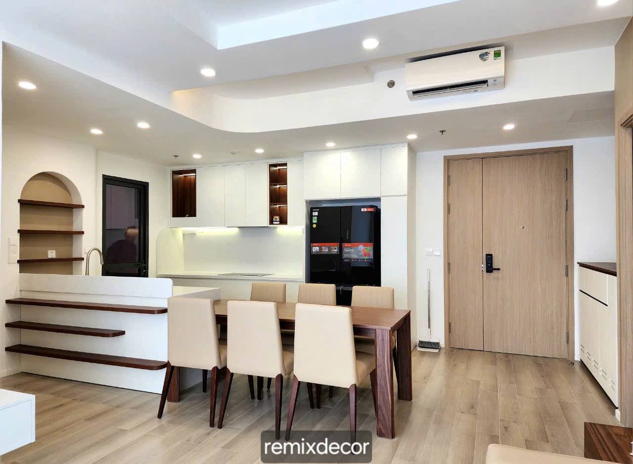 3 BR Apt — District 1 — Хошимин