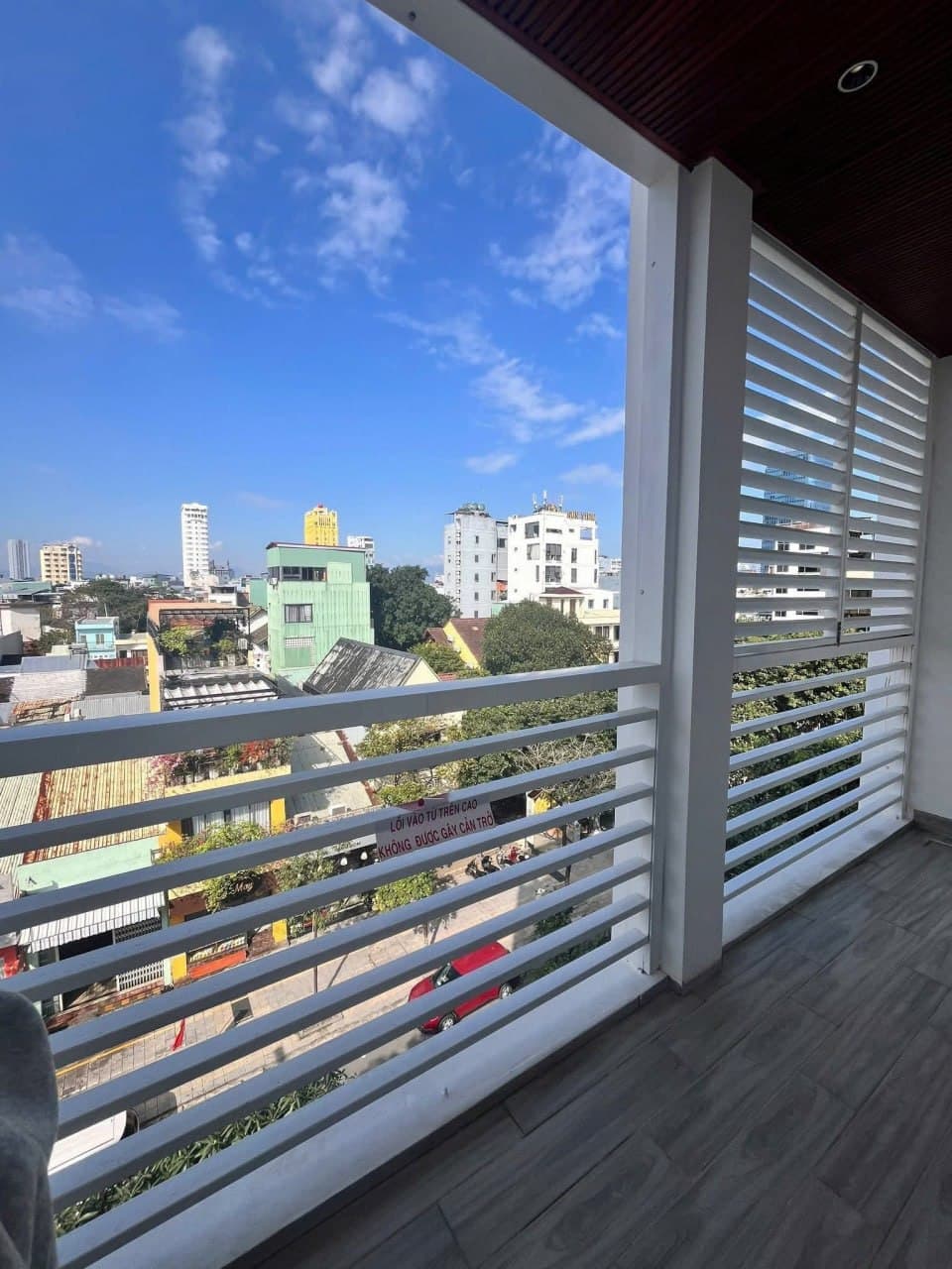 2 BR Apt