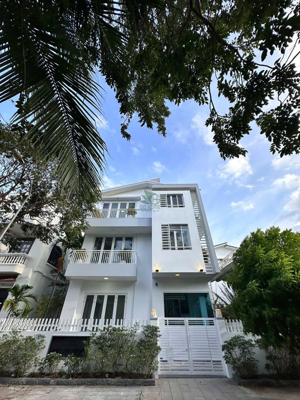 Villa — 3