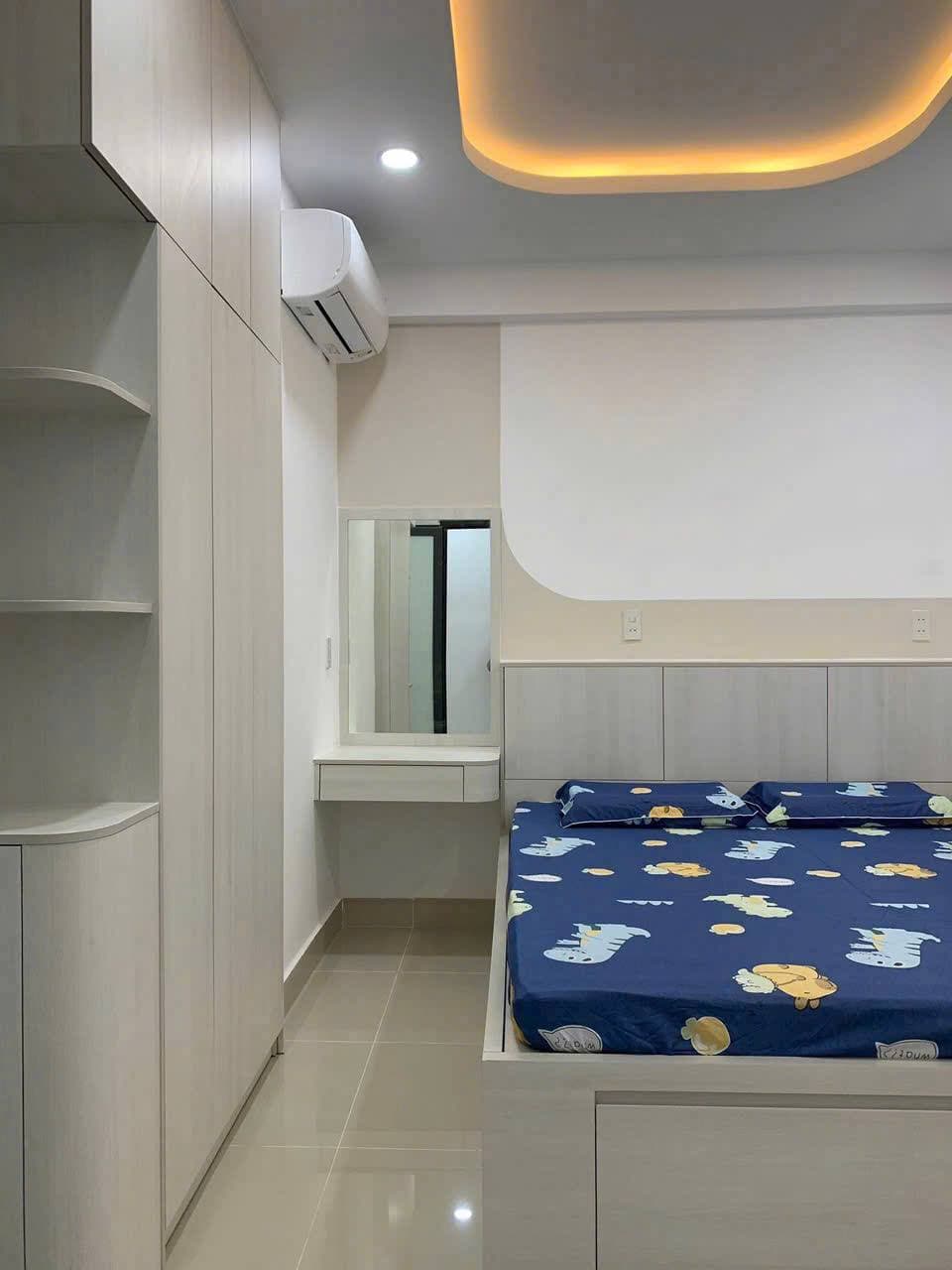 2 BR Apt — 5