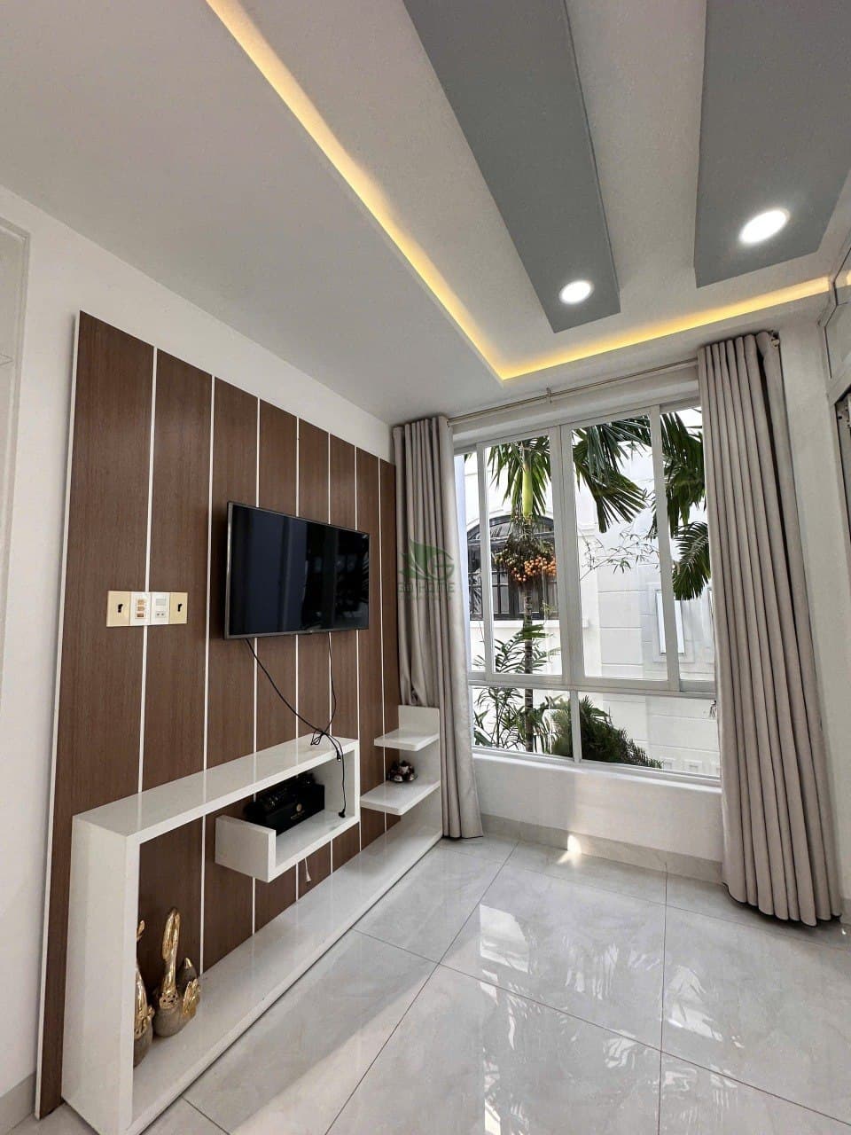 Villa — 2