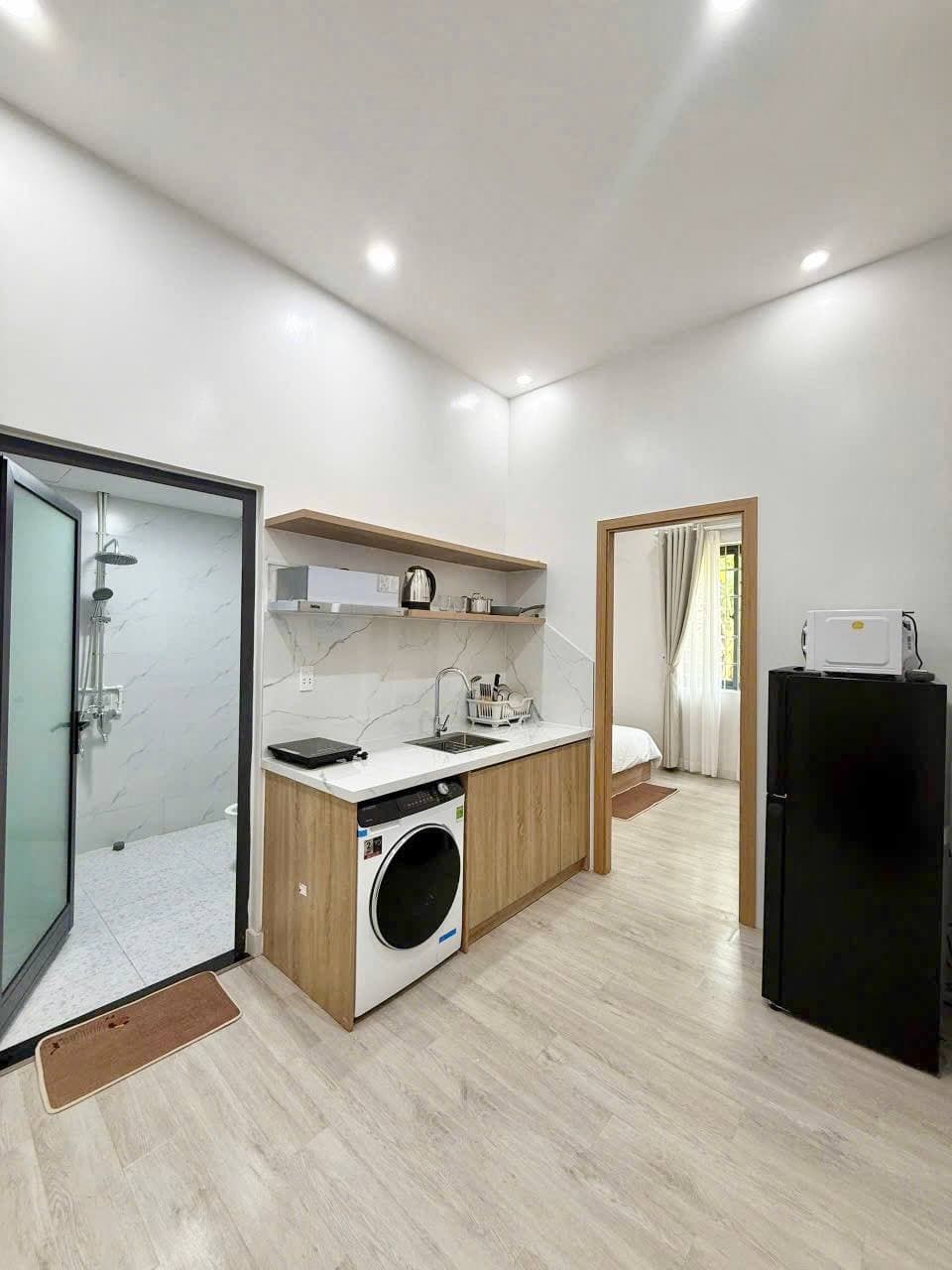 1 BR Apt — 4