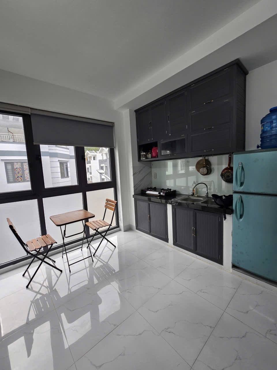 1 BR Apt