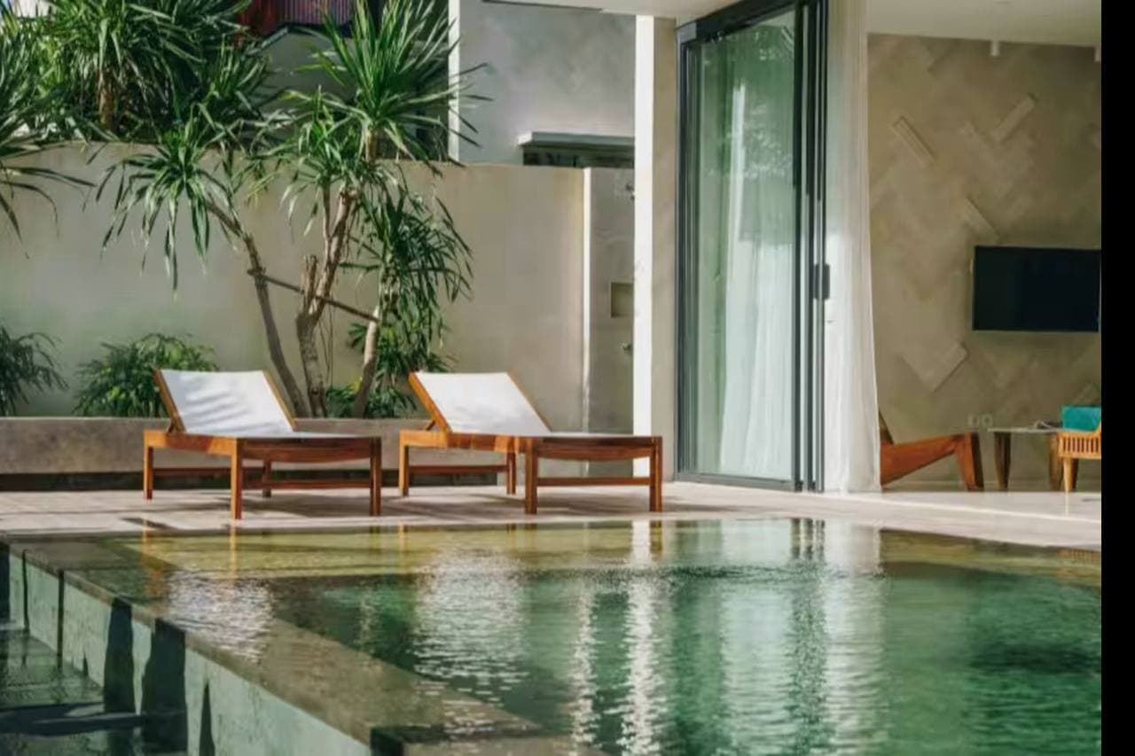 Villa — 4
