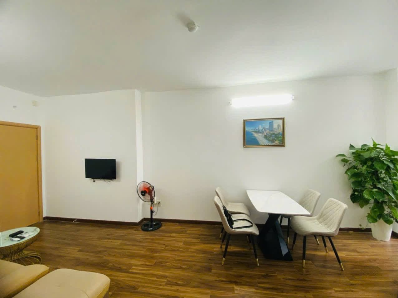 2 BR Apt — 5
