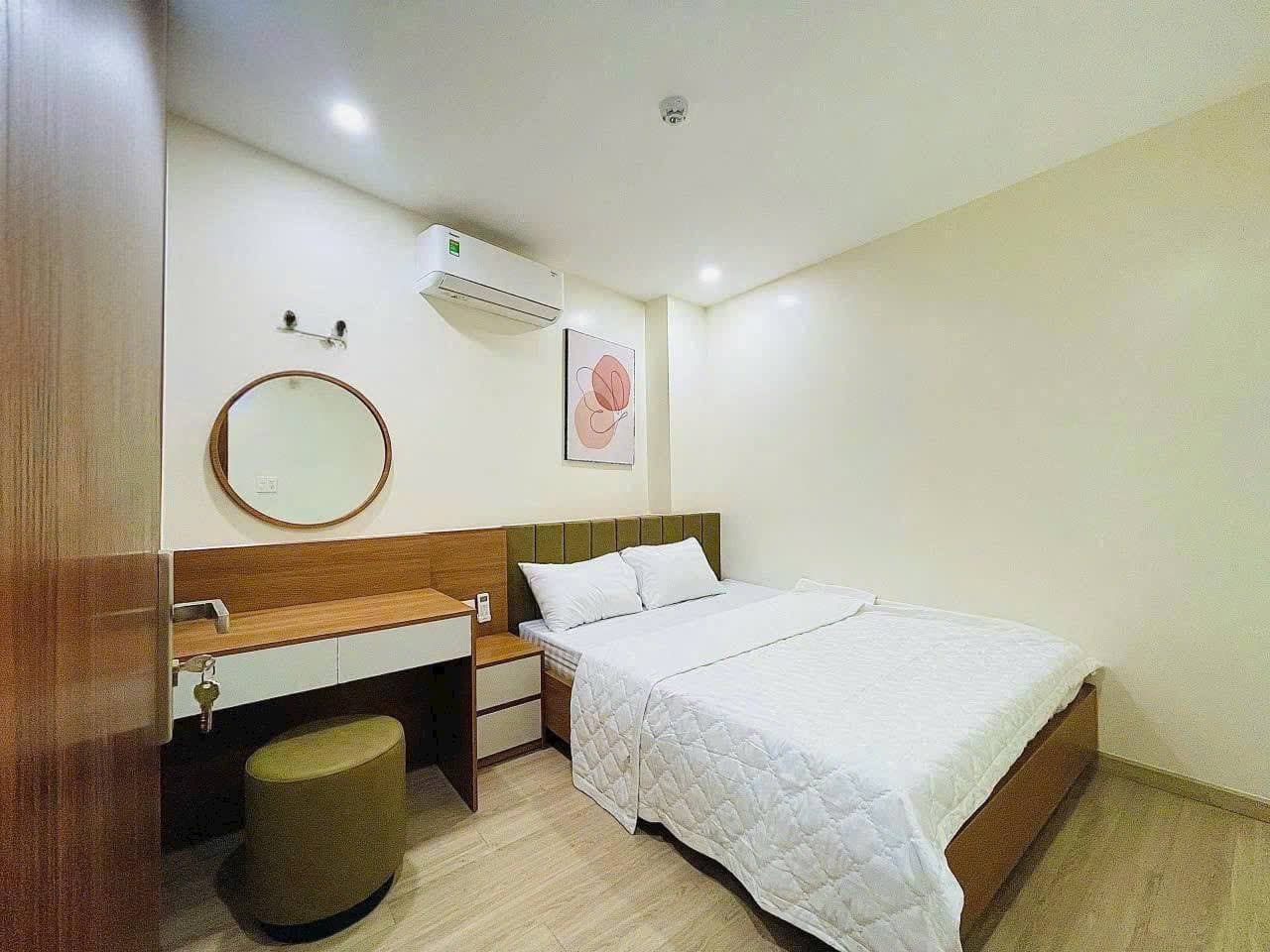 2 BR Apt — 5