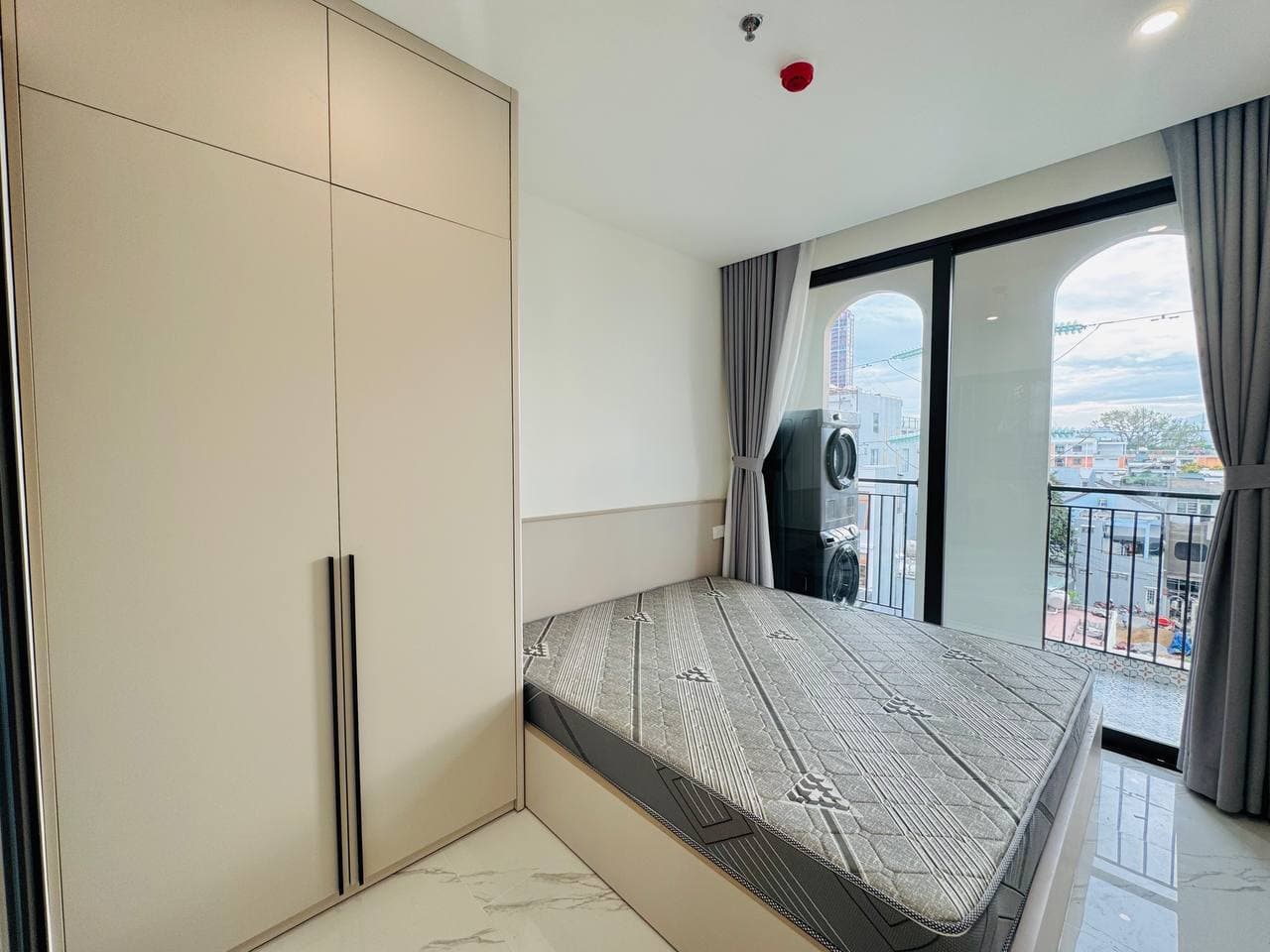 For rent: 1-room apartment — 3