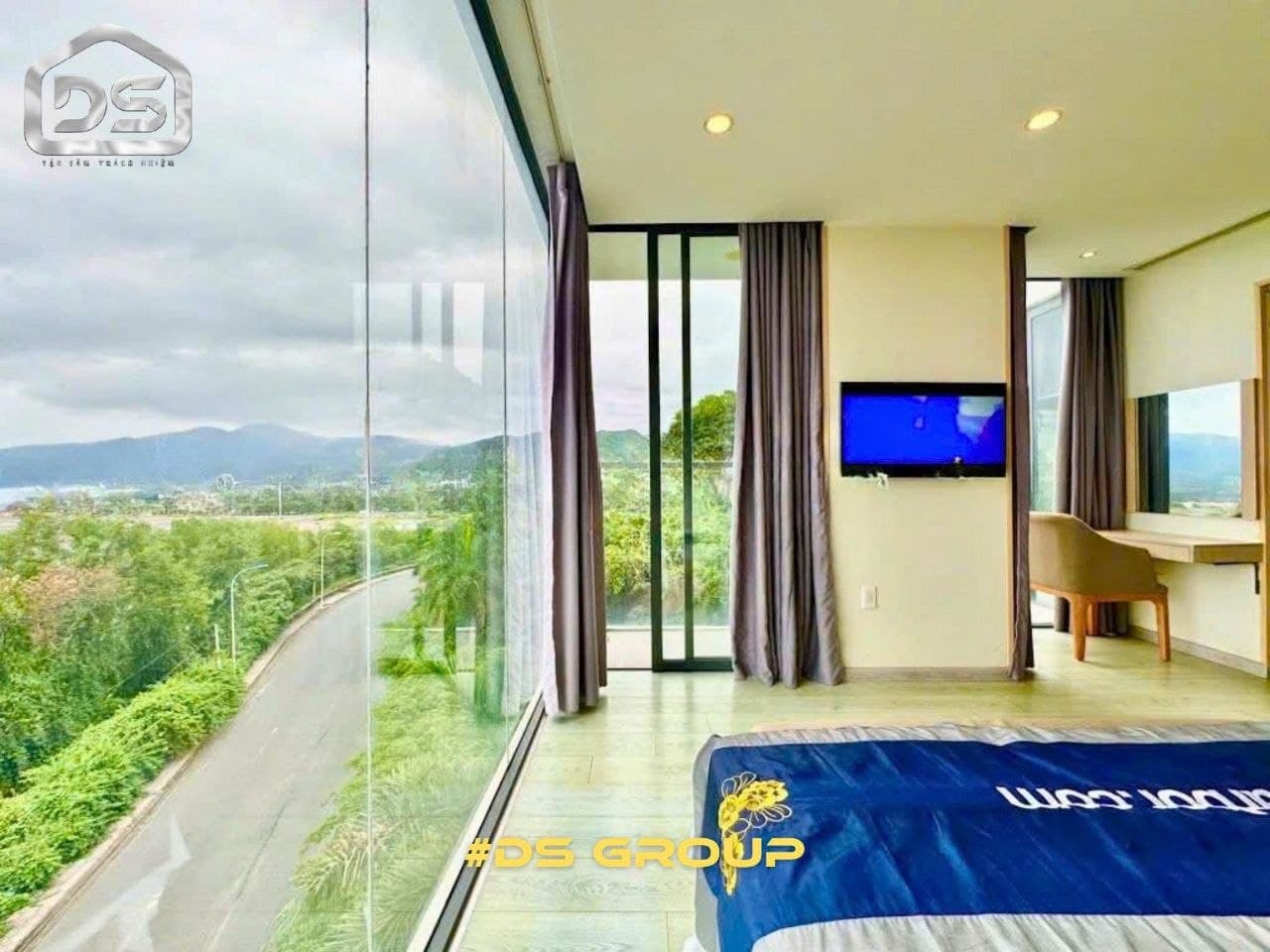 2-комн. кв., 70 m²