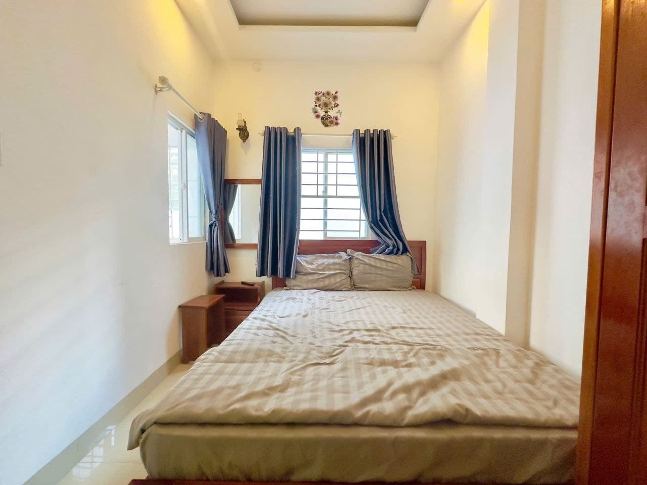 2 BR Apt — 5