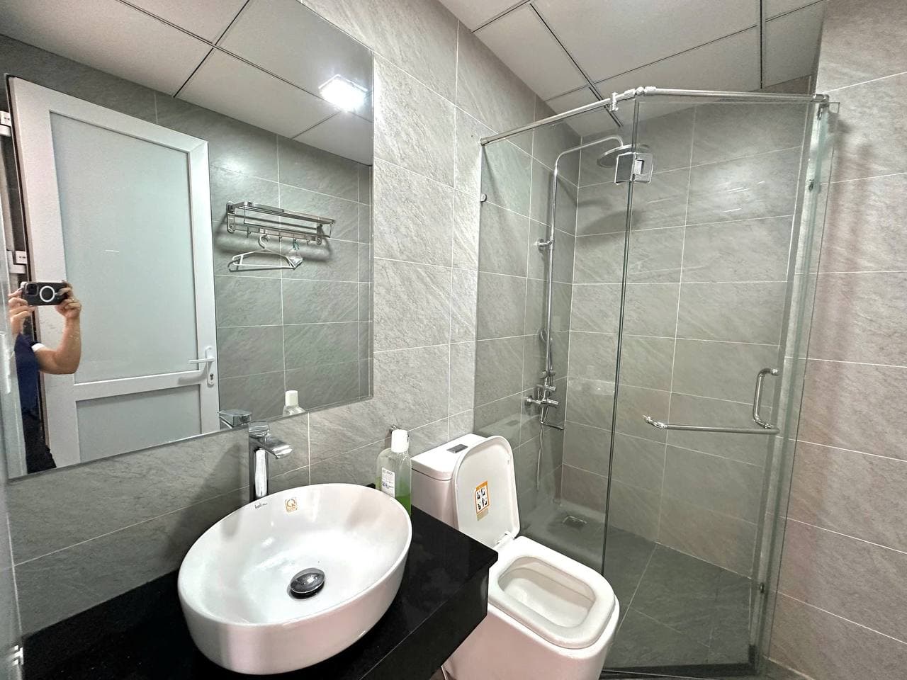 2 BR Apt — 5