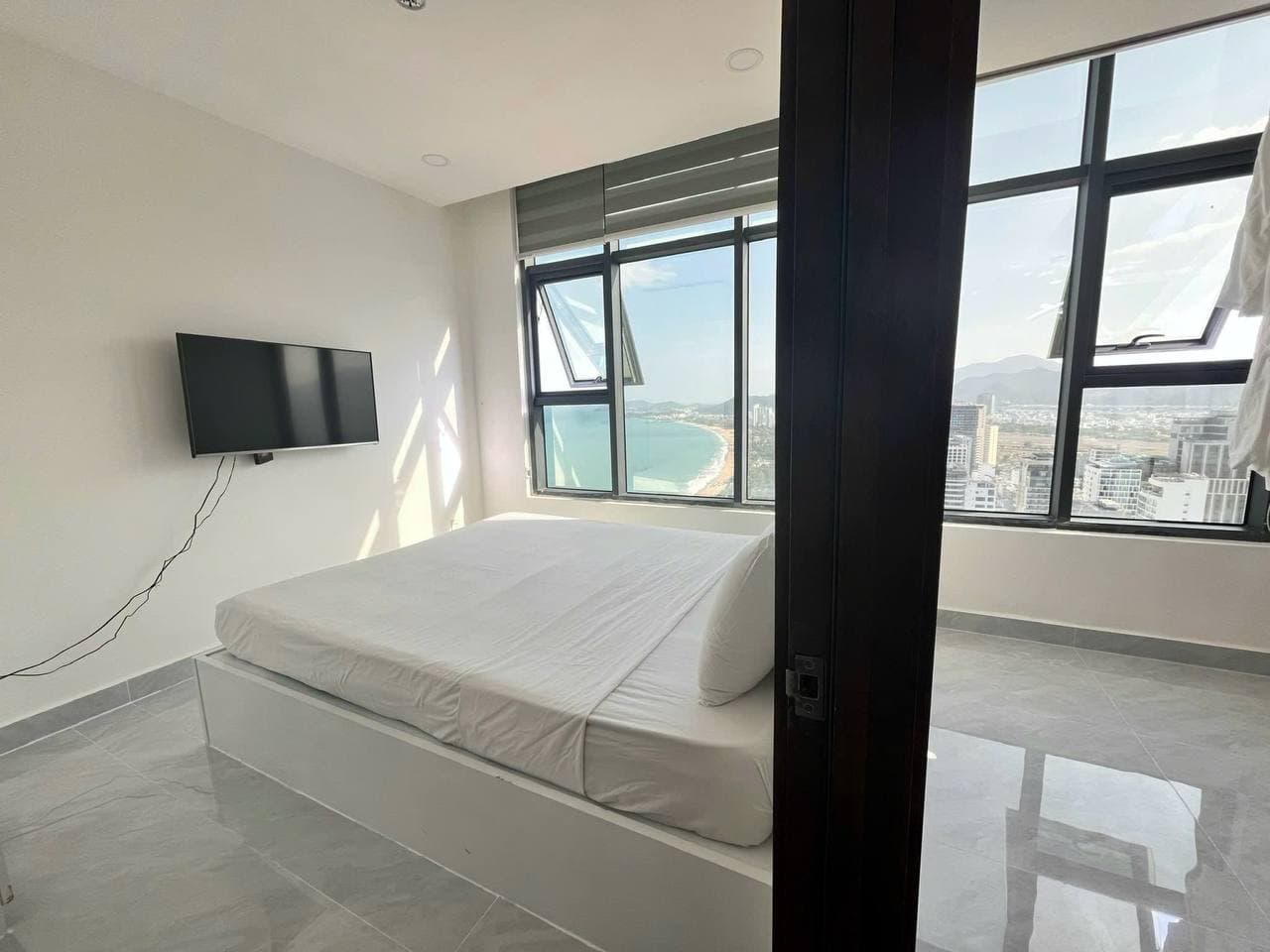 2 BR Apt — 3