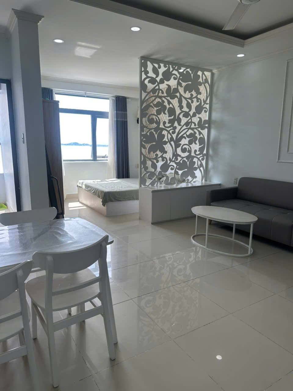 2 BR Apt — 2