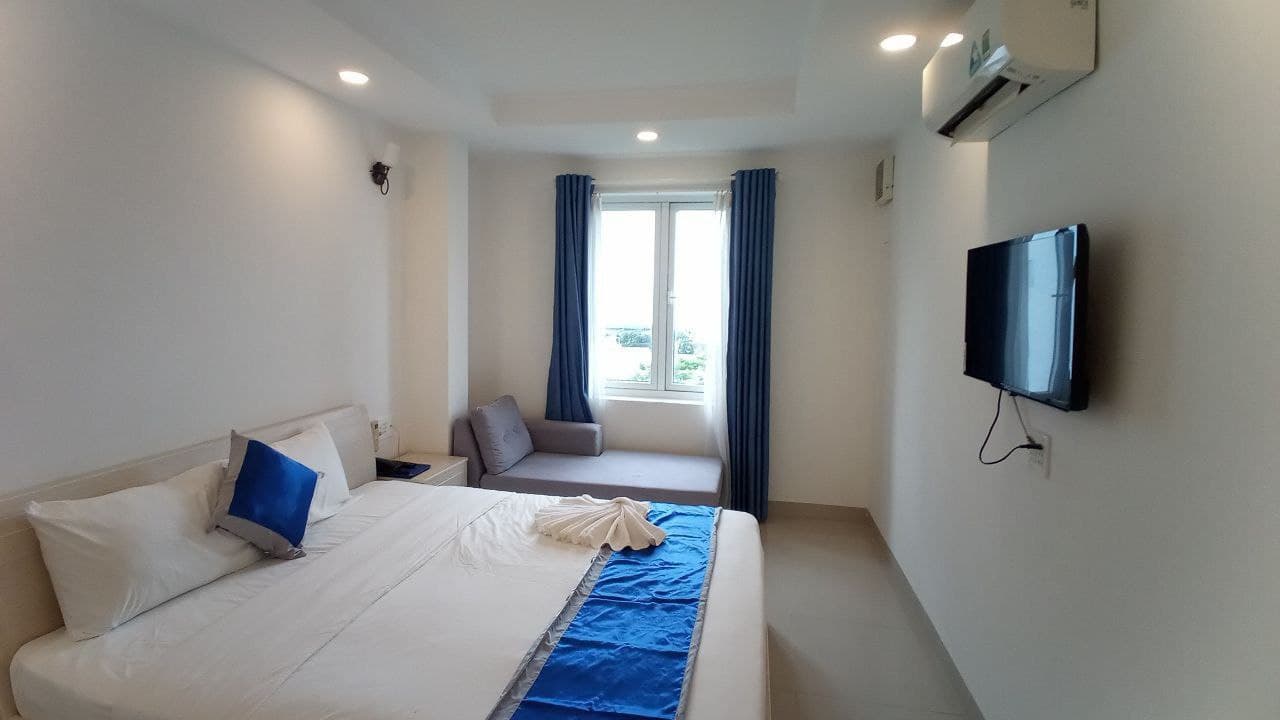 For rent: 2-room apartment — 3