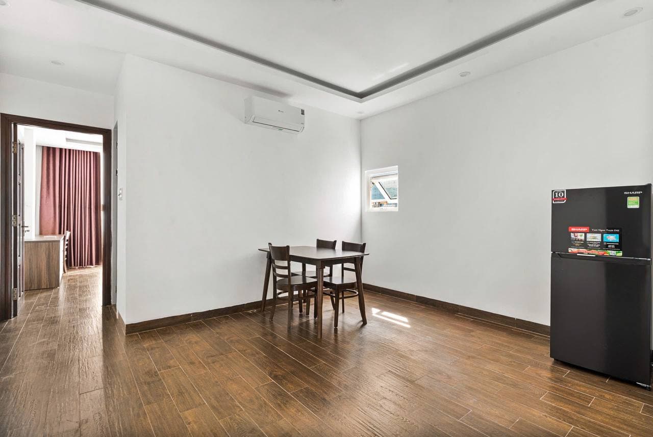 For rent: 1-bedroom apartment — 4