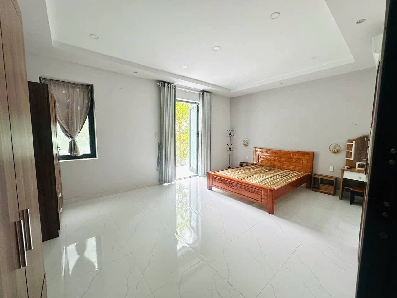 House for rent — 4