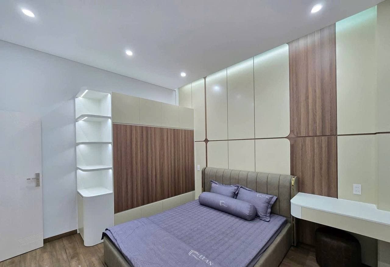 House — 5