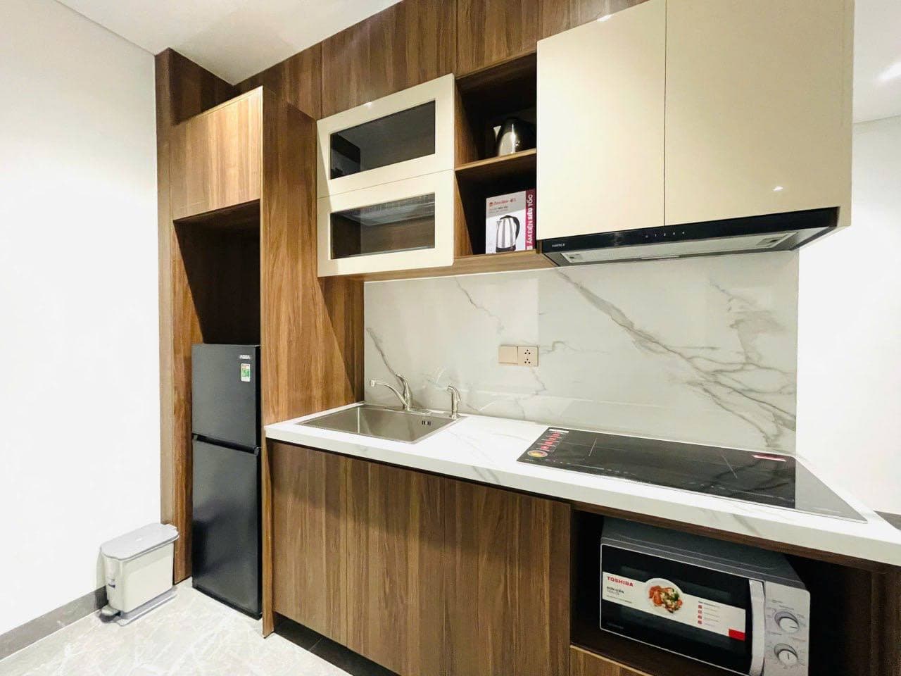 2 BR Apt — 4