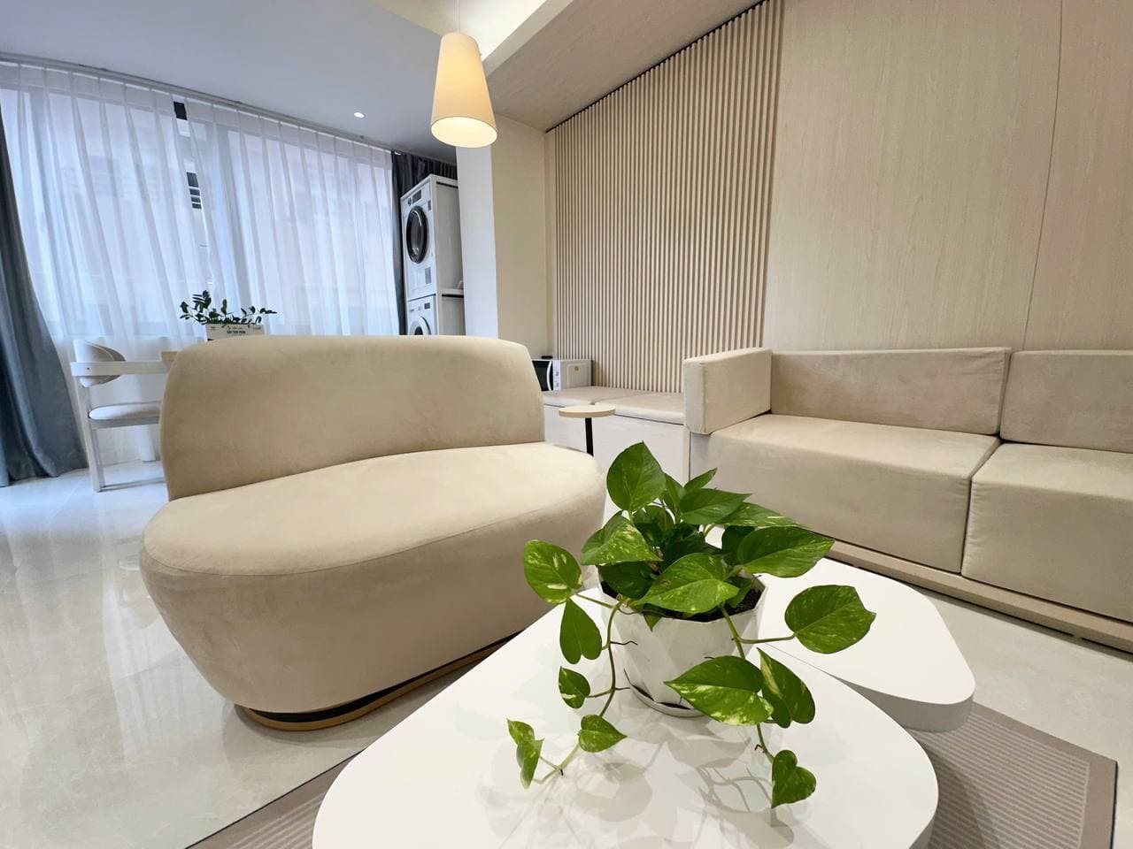 2 BR Apt