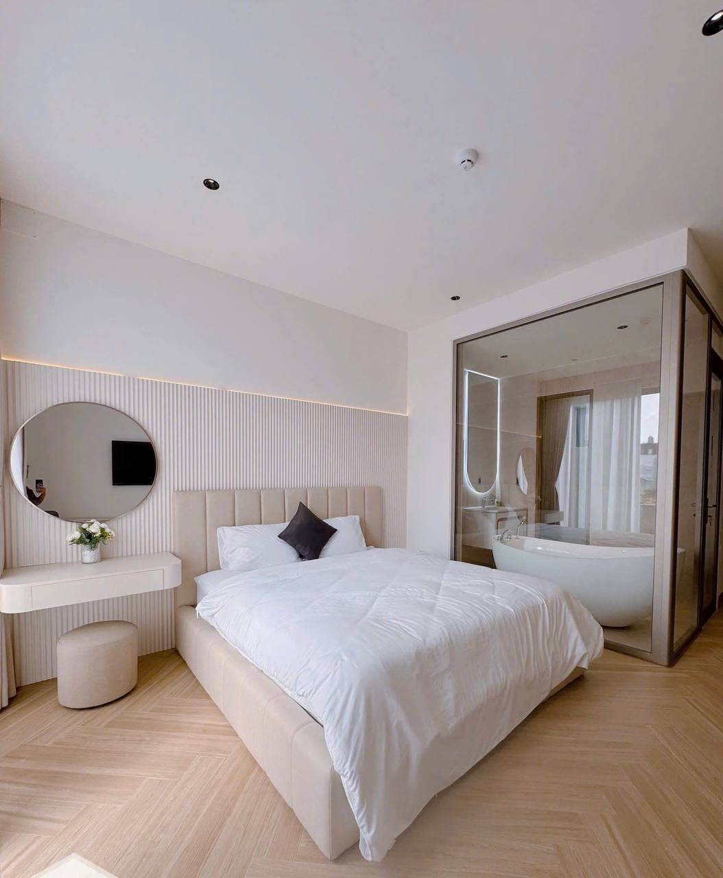 Villa — 3