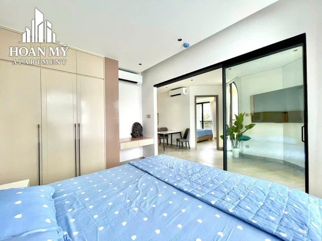 2 BR Apt — 4